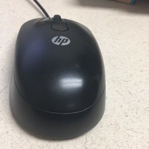 Meet your Posher, Laurie